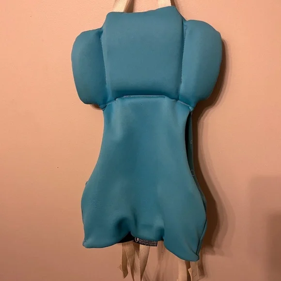 Lifejacket - Picture 3 of 3